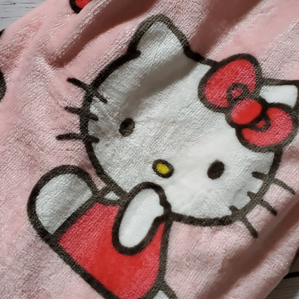 🆕️ SANRIO HELLO KITTY PINK BOW BLANKET ❤️💗